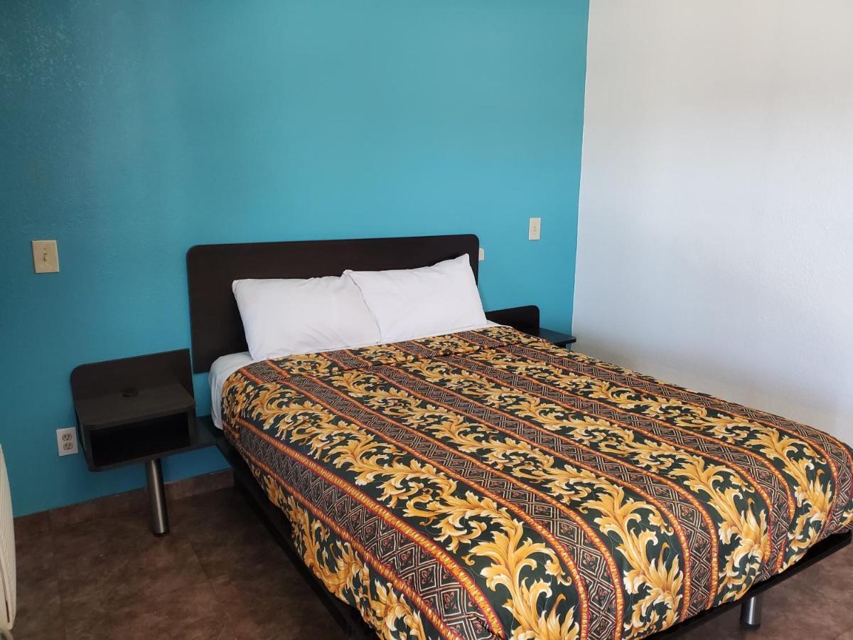 High Desert Inn Hesperia Εξωτερικό φωτογραφία